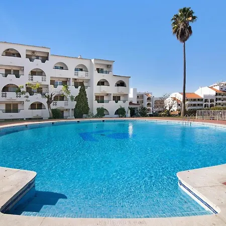 Max Tropical By Sunnyway Apartman