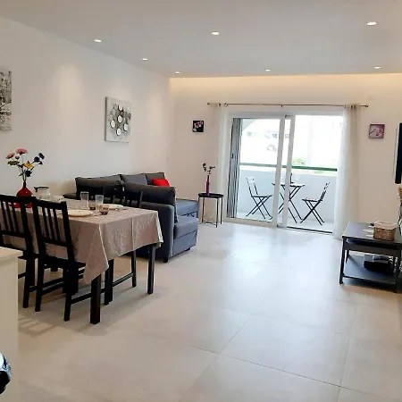 아파트 Max Tropical By Sunnyway